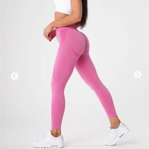 NVGTN Bubblegum contour leggings